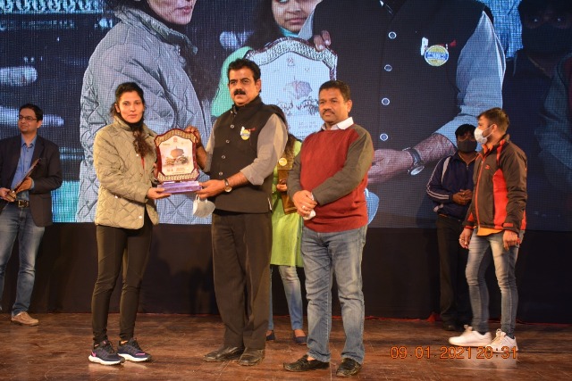 स्वच्छता संवाद में बोले NRI ,स्वच्छता में इंदौर में वह हो रहा है जो विदेशों में भी नही होता