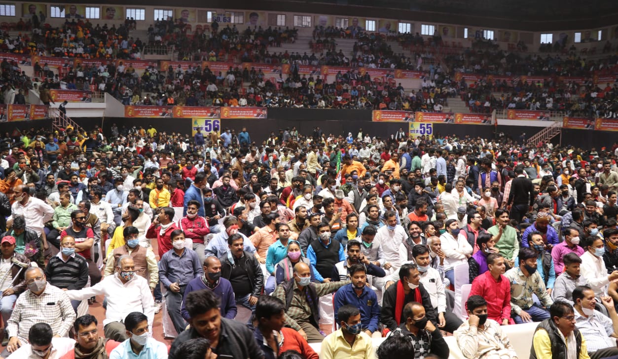 अभय प्रशाल में "विशाल युवा महाकुंभ" समपन्न, द ग्रेट खली ने किया युवाओं से सीधा संवाद