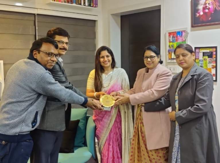 शिक्षाविद तिवारी की याद में हुआ साहित्य सम्मान समारोह