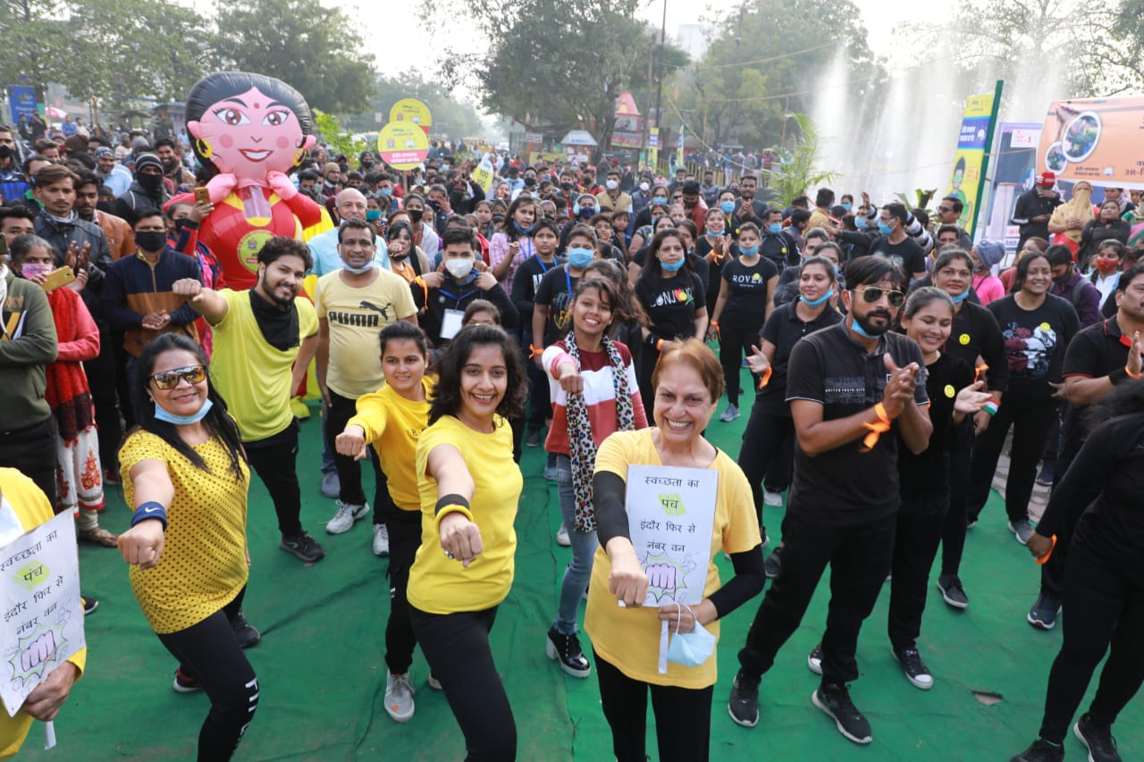 स्वच्छता रेंजर्स ने दी शानदार प्रस्तुति, निगम प्रशासक बोले- इंदौर पंच लगाएगा