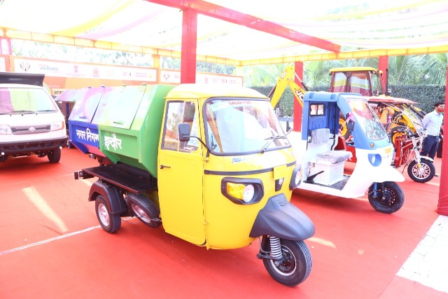 सफाई मित्रो के उत्थान के लिये लोन सह जागरूकता मेले का शुभारंभ