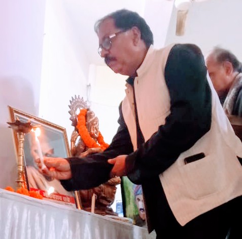 पत्रकारिता के तीर्थ में सप्रेजी की याद
