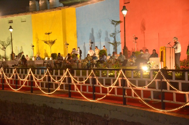Indore News : नदी के रूप में पहली बार हुई कान्ह नदी की आरती