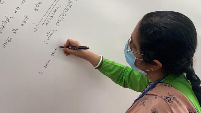 इंदौर एयरपोर्ट पर अब यात्री लिखेंगे भारत के स्वर्णिम भविष्य पर अपनी अभिव्यक्ति