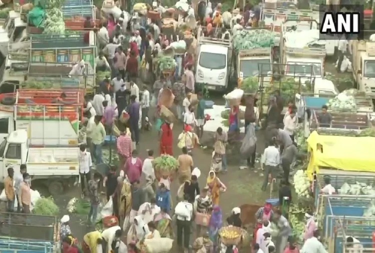 नागपुर : लॉकडाउन के डर से रोड पर आई हजारों की भीड़, बढ़ गया कोरोना का खतरा!