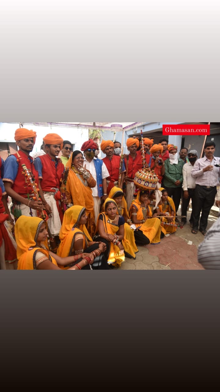 अलीराजपुर जिले के कट्ठीवाड़ा में भगोरिया, उमड़ी भारी भीड़