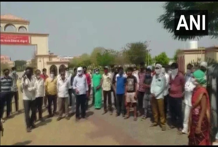 महाराष्ट्र : कोविड सेंटर में नहीं मिल रहा था खाना, धरने पर बैठे मरीज!