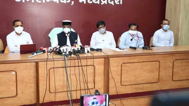 प्रत्येक जिले में शुरू होगा कोविड केयर सेंटर - मंत्री सारंग