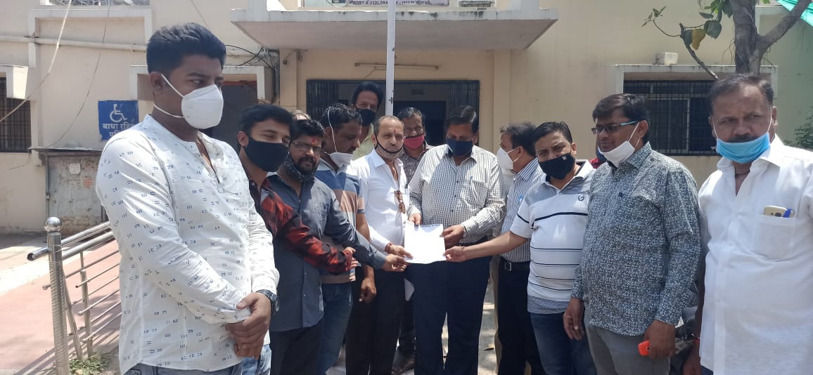 बिजली बिल मूल्य वृद्धि के खिलाफ शहर काँग्रेस ब्लॉक अध्यक्षो ने सौंपा ज्ञापन
