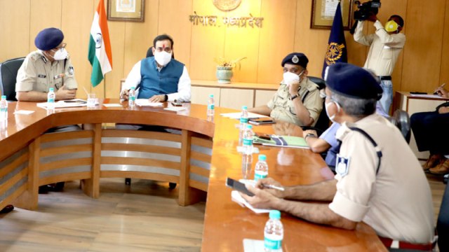 ऑक्सीजन और रेमडेसिविर की कालाबाजारी को रोकने के लिए बनेगी टास्क फोर्स: मंत्री डॉ. मिश्रा