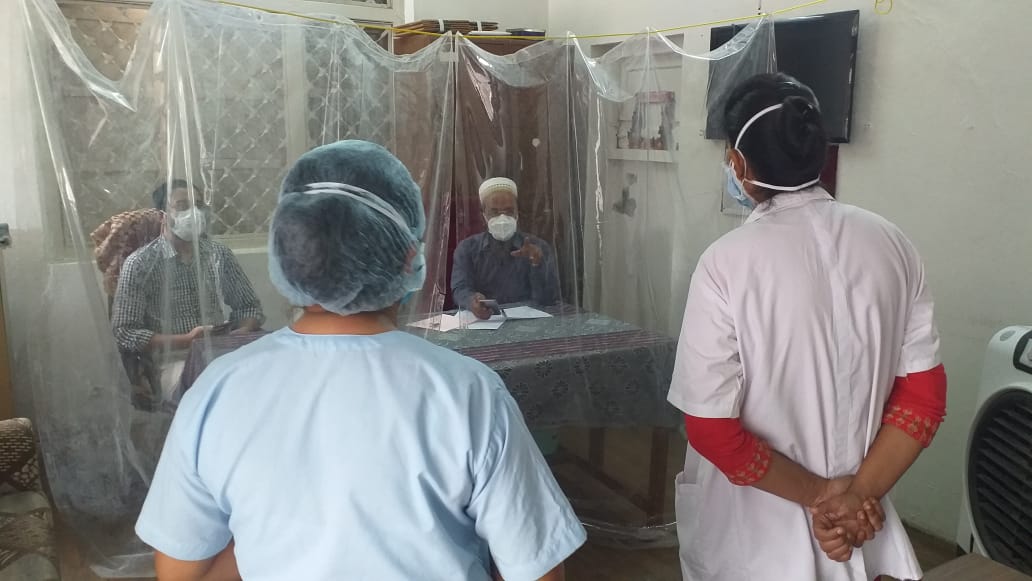 Indore News: दाऊदी बोहरा समाज ने स्कूल को बनाया ‘कोविड केयर सेंटर’, उपलब्ध करवाए ऑक्सीजन ओर बेड