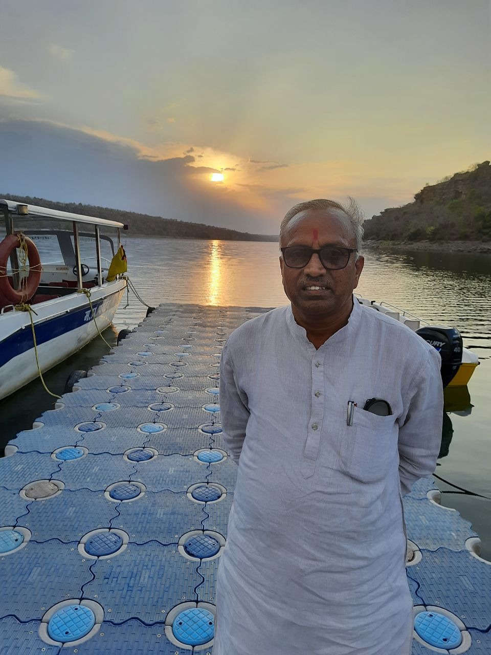 गांधी सागर बांध के किनारे प्रकृति की गोद में बसा है हिंगलाज रिसोर्ट, देखें फोटो