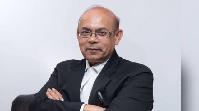 HC बार एसोसिएशन के पूर्व अध्यक्ष एडव्होकेट पटवर्धन ने जनप्रतिनिधियों को लिया आड़े हाथ