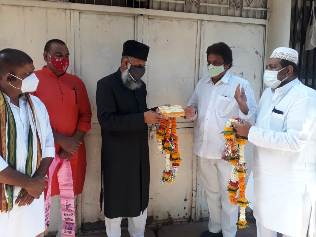 बिना बग्घी के पहुँचे सलवाड़िया, निभाई 50 साल पुरानी परंपरा