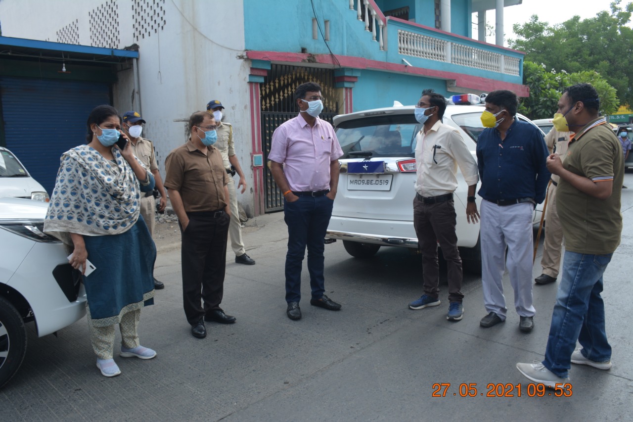 कोरोना कर्फ्यू के पालन के लिए नागरिकों को कर रहे हैं प्रेरित : डीआईजी