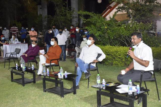 इंदौर जिले में मुख्यमंत्री कोविड उपचार योजना अंतर्गत सभी पात्र परिवारों को मिले नि:शुल्क इलाज
