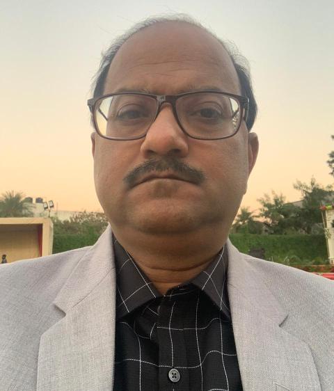 कोरोना का मंत्रात्मक वैक्सीन लाए पंडित तिवारी