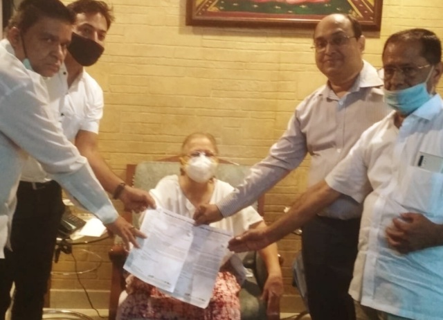 ताई ने कहा यह समय है मानवता एवं राष्ट्र की सेवा का...