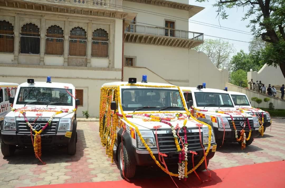 मदद के लिए आगे आया माधवराव सिंधिया स्वास्थ्य सेवा मिशन, भिंड-मुरैना जिले में प्रदान की एम्बुलेंस