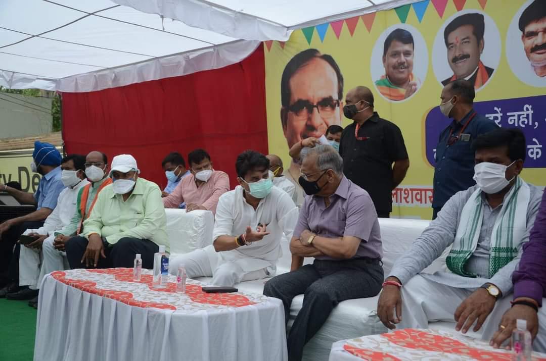 मदद के लिए आगे आया माधवराव सिंधिया स्वास्थ्य सेवा मिशन, भिंड-मुरैना जिले में प्रदान की एम्बुलेंस