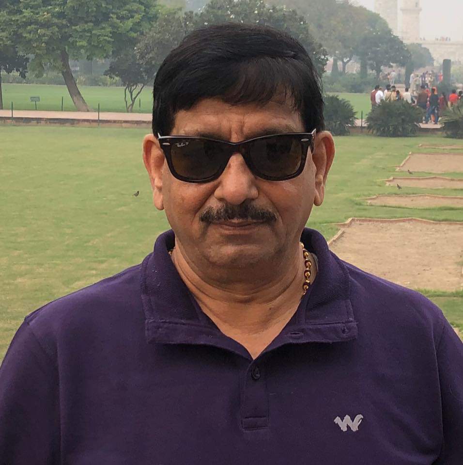 बड़े पद पर रहने का मतलब सुखी होना नहीं
