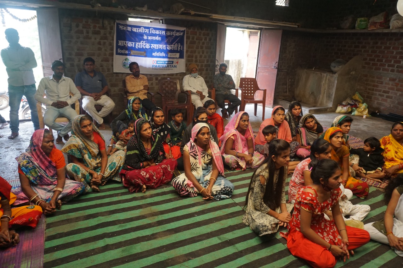 Indore News : महेश्वरी हैंडलूम के ताने-बाने में बुनी कला और इतिहास की विरासत