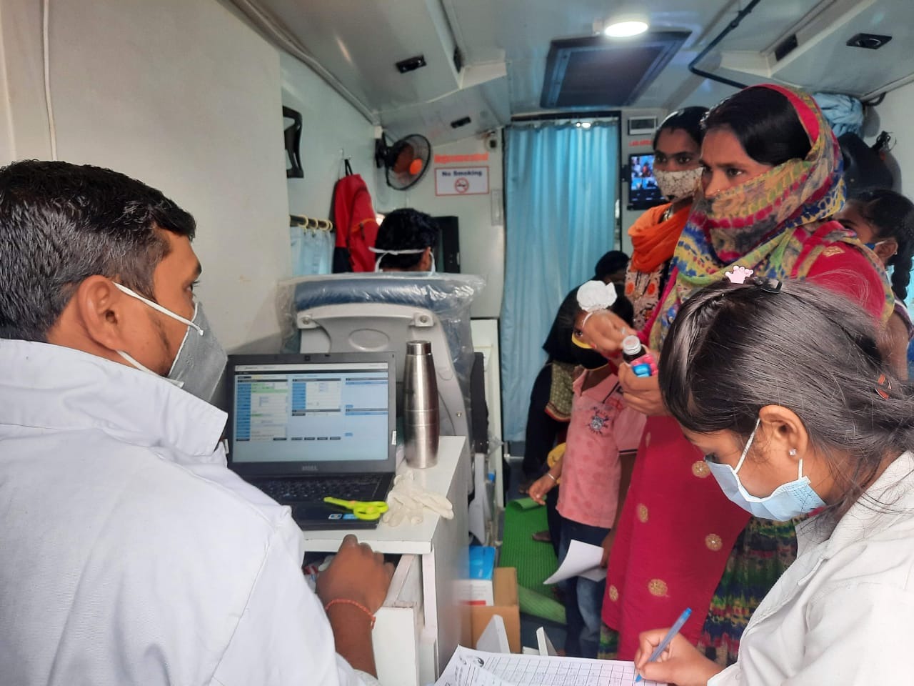 रायपुर: मोबाइल मेडिकल यूनिट से हुआ 4 लाख 87 हजार मरीजों का इलाज