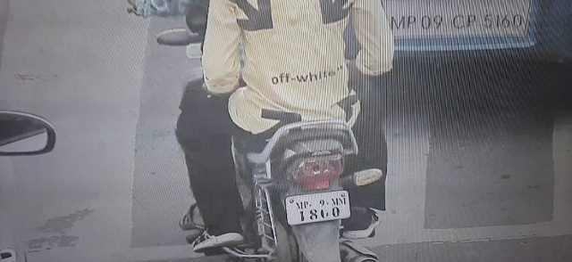 Indore News : मंगलसूत्र छीनने वाले 02 आरोपी को क्राईम ब्रांच ने पकड़ा