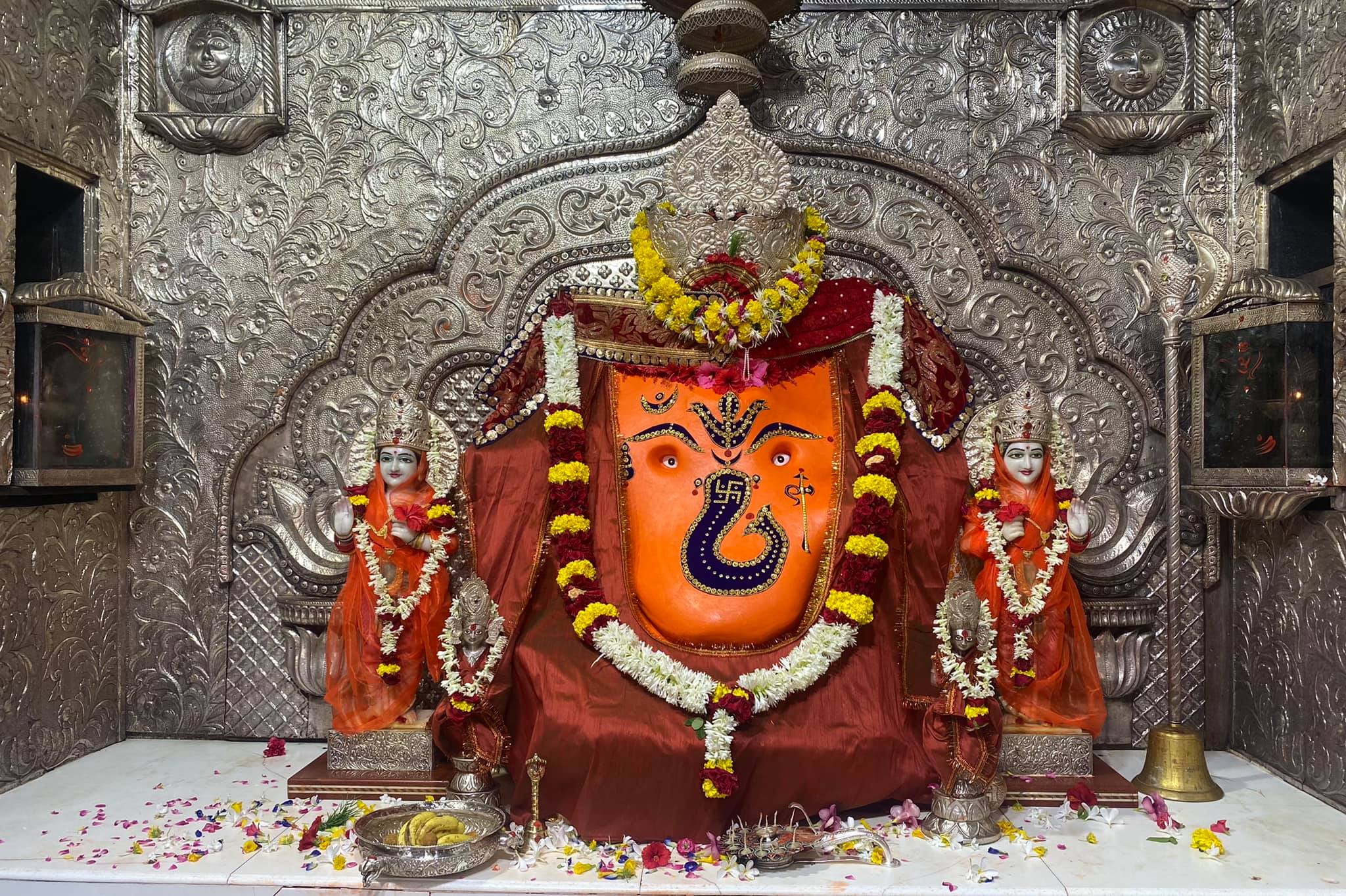 खजराना गणेश दर्शन लाइव