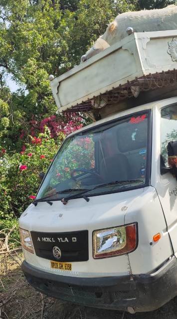 इंदौर पुलिस ने पकड़ी गाड़ी से 9 लाख की अवैध शराब