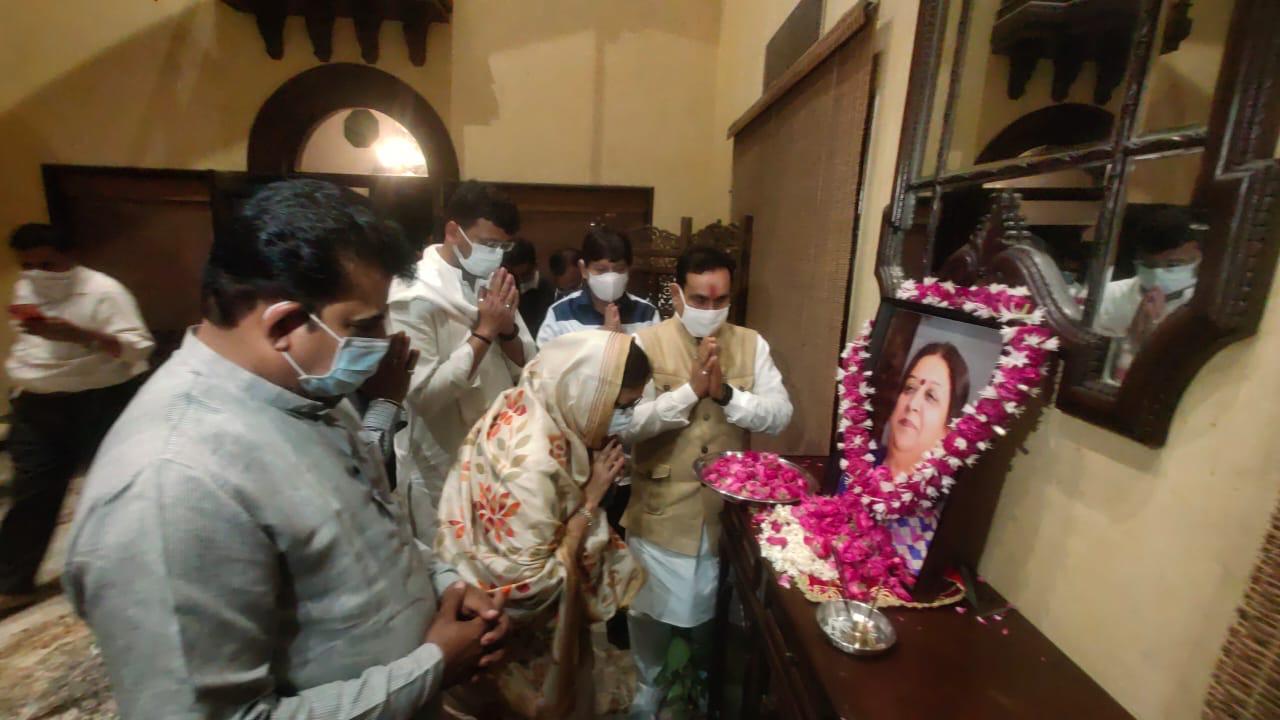 अमिता लालवानी के निधन पर भाजपा नेताओं ने शोक जताते हुए श्रद्धांजलि दी