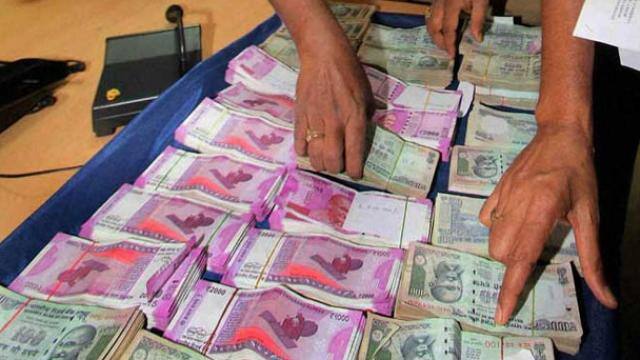 झारखंड में आयकर विभाग ने की छापेमारी, 20 से अधिक परिसरों में पड़ी रेड