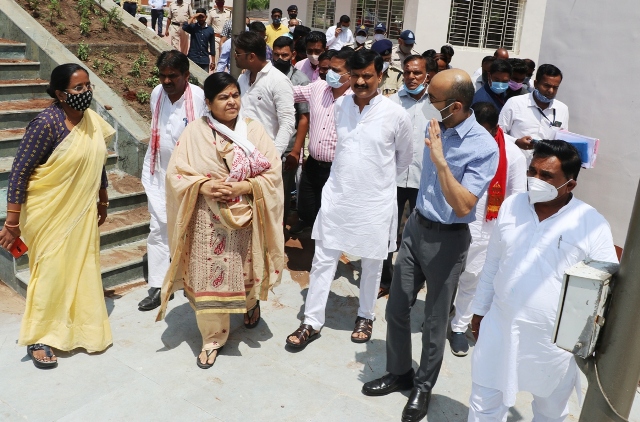 उषा ठाकुर का निर्देश, सभी विभाग 'सबका साथ सबका विकास' की तर्ज पर करें काम