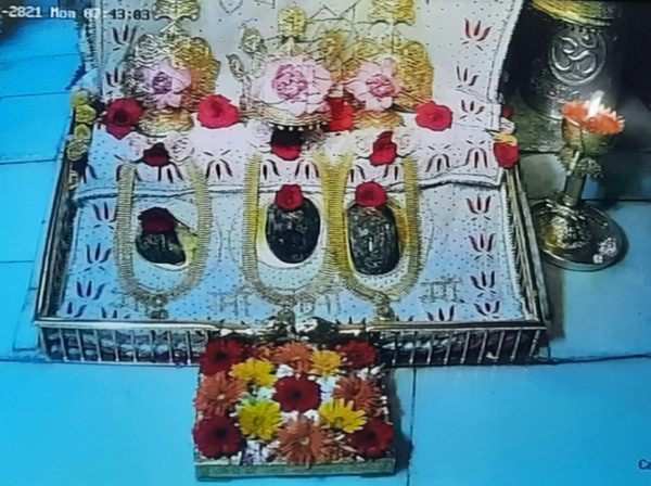 वैष्णो देवी लाइव दर्शन