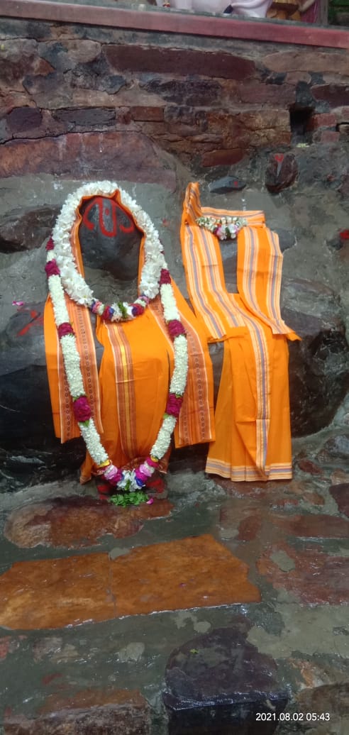 गिरिराज बाबा लाइव दर्शन
