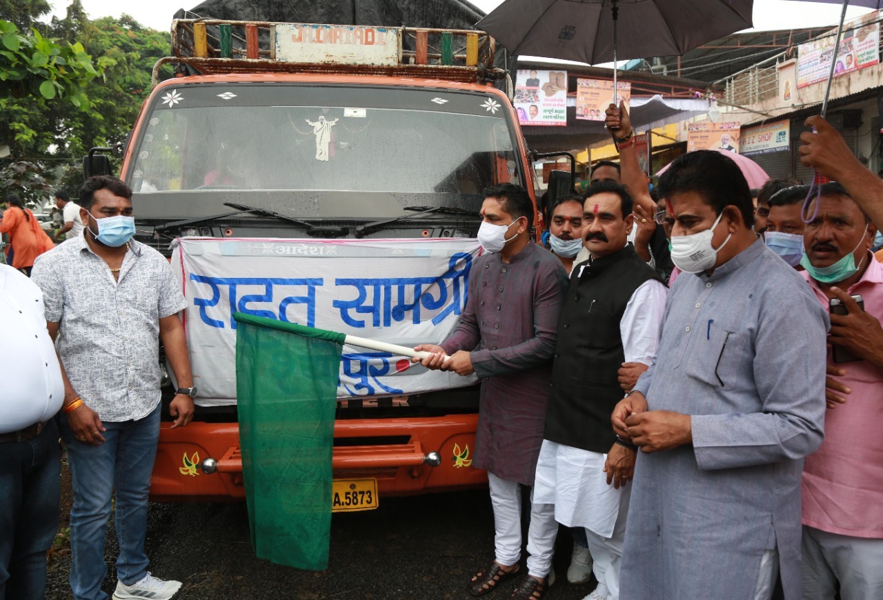 Indore News :नरोत्तम मिश्रा ने श्योपुर बाढ़ पीड़ितों के लिये चार ट्रक खाद्य सामग्री भेजी