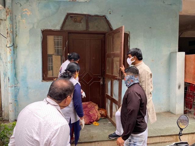 Indore News : सगी बहन ने ही बुजुर्ग महिला का मकान हड़प किया बेसहारा