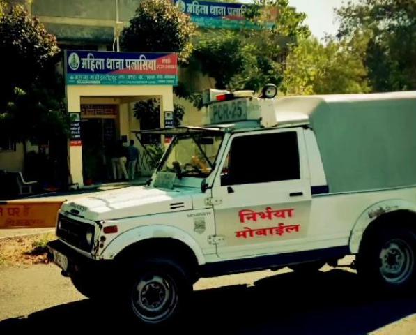 Indore News : पुलिस द्वारा महिला अपराधों की रोकथाम हेतु अनोखी पहल