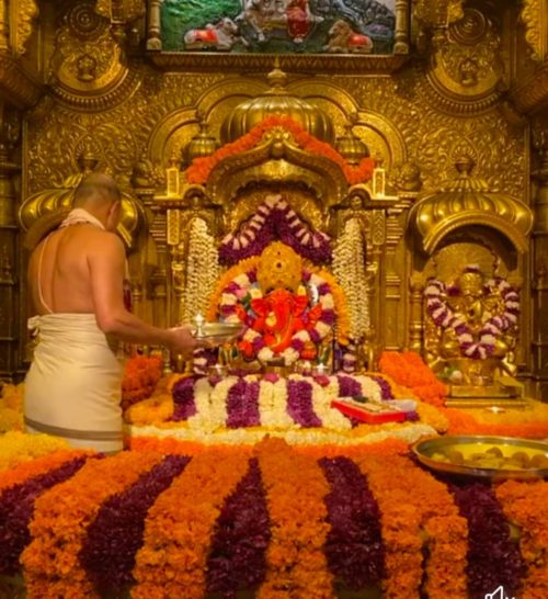 सिद्धिविनायक देव गणेश लाइव दर्शन