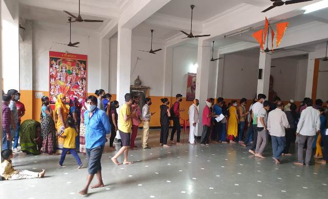 Indore Vaccination : वार्ड क्र. 6 में टीकाकरण महाअभियान-2, लोगों में दिखा उत्साह