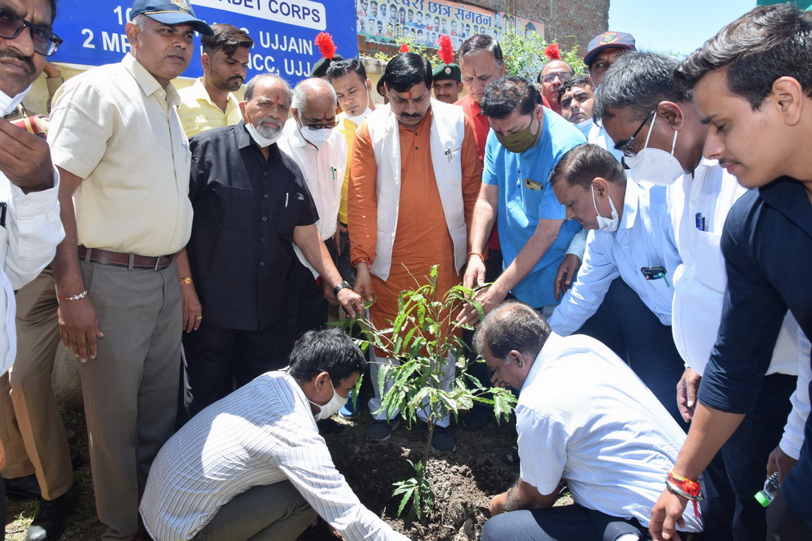 Ujjain: उच्च शिक्षा मंत्री डॉ.यादव ने किया करोड़ों के कार्यों का भूमि पूजन