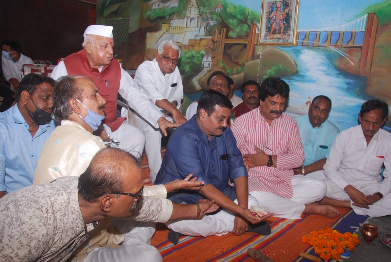 Indore News : रावण लंका निर्माण का शुभारंभ