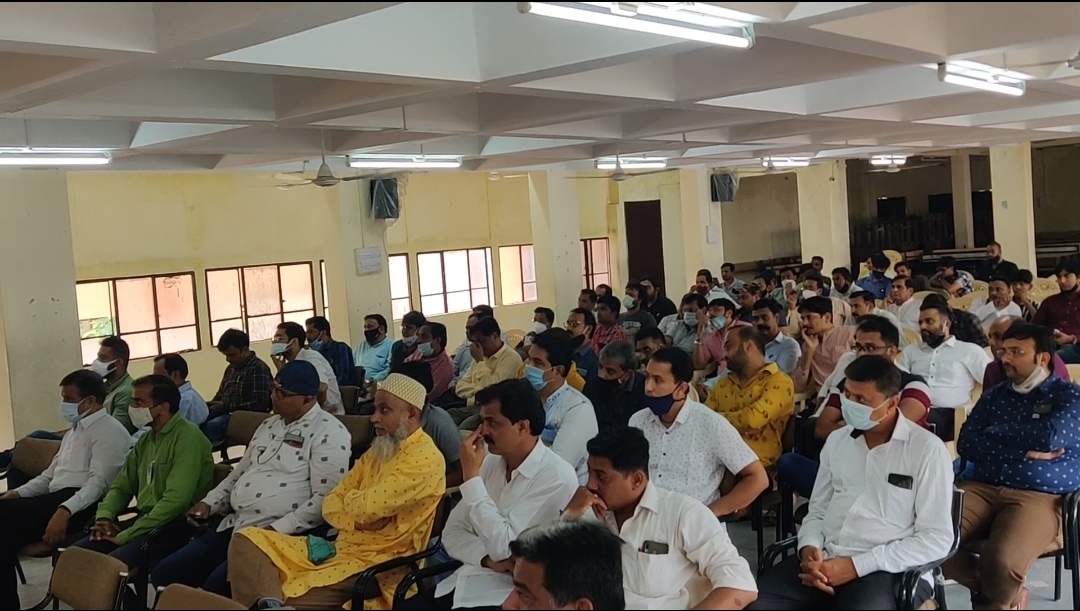 व्यापारियों की बात नहीं सुनी तो नहीं अदा करेंगे टैक्स- हंसराज जैन