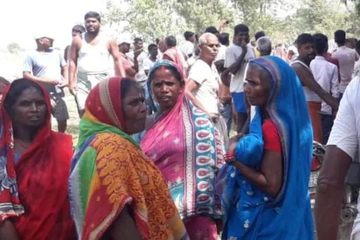 मोतिहारी की नदी में पलटी नाव, 22 लोग डूबे, एक शव बरामद