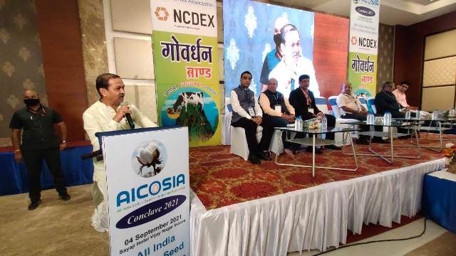 Indore News : ऑयल सीड के क्षेत्र में आत्मनिर्भर बनने का लें संकल्प- मंत्री सकलेचा