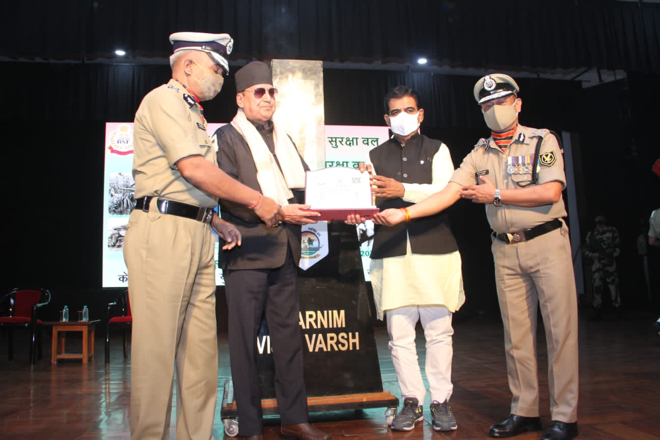 Indore News : स्वर्णिम विजय मशाल यात्रा पहुंची इंदौर