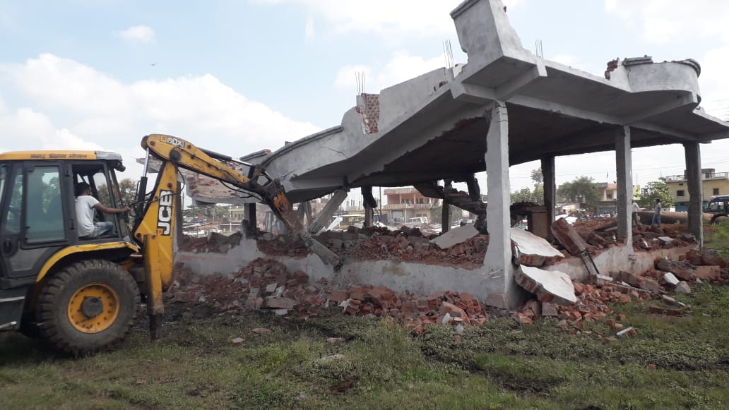 भूमि अतिक्रमण को लेकर बड़ी कार्यवाई, मुक्त की गई 7 करोड़ 30 लाख की जमीन