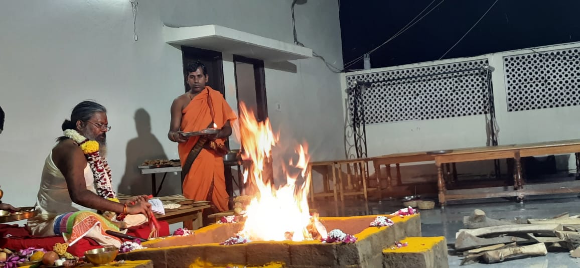 राष्ट्रसंत डॉ वसंतविजयजी की निश्रा में विश्वशांति के लिए महायज्ञ संपन्न