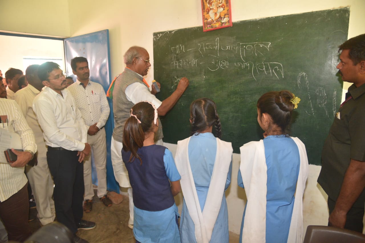 MP News : विधानसभा अध्यक्ष जल्द करेंगे नईगढ़ी में गौ-अभ्यारण्य और सोलर पावर प्लांट स्थापित