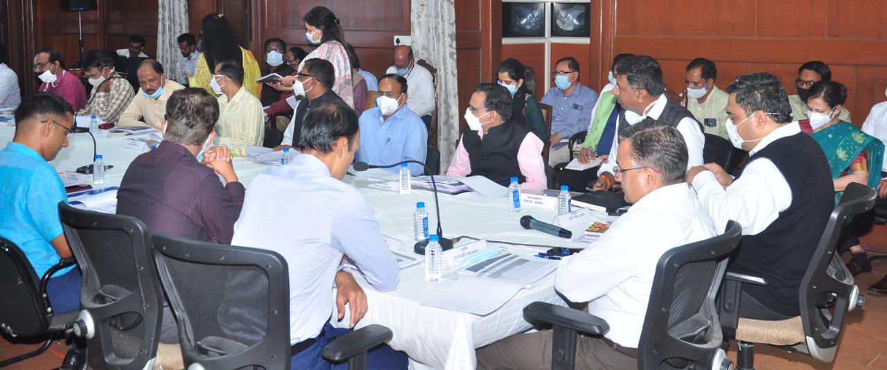 Indore: लक्षित सार्वजनिक वितरण प्रणाली पर संभागीय समीक्षा बैठक संपन्न